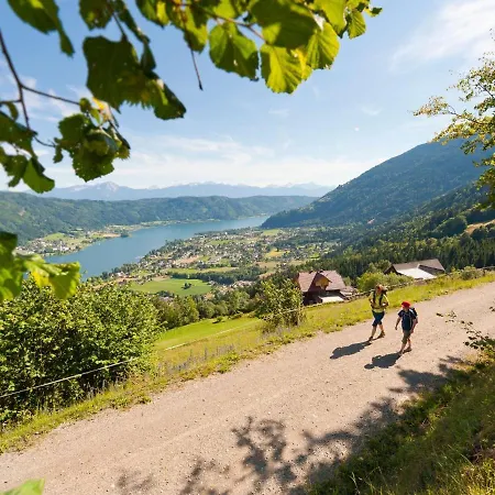 Modern Apartment, Overlooking The Ossiachersee