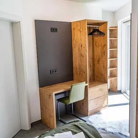 Modern Apartment, Overlooking The Ossiachersee Lägenhet *
